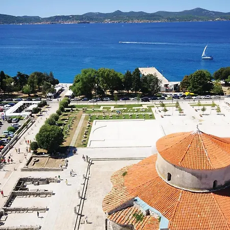 1 Bedroom Front In Ferienhaus Zaton (Zadar)