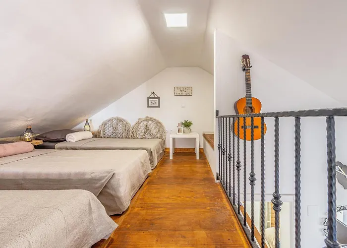1 Bedroom Cozy In * زاتون