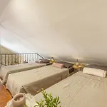Hébergement de vacances 1 Bedroom Cozy In *