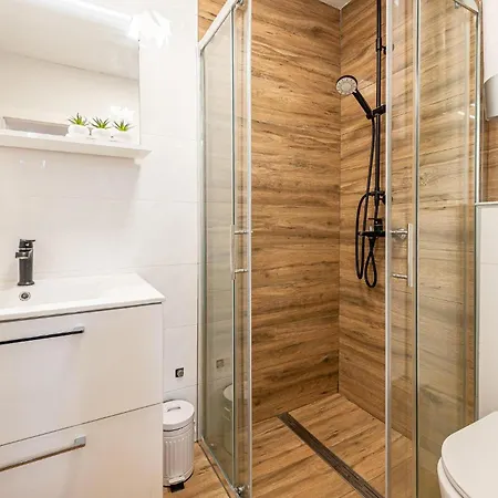 Ferienhaus 1 Bedroom Cozy In